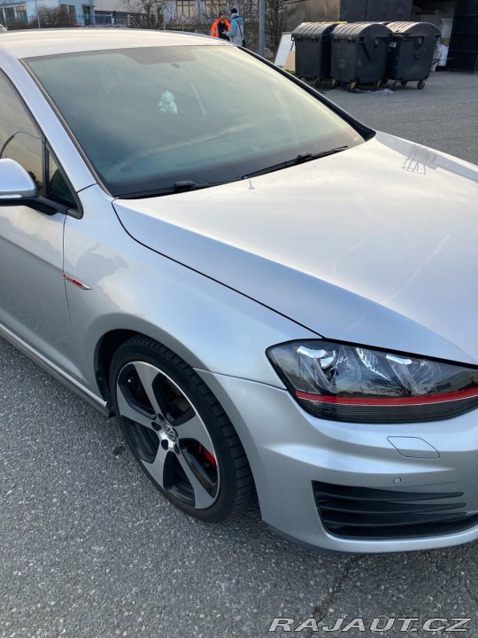 Volkswagen Golf 2,0 GTI Manuální ruční 2017