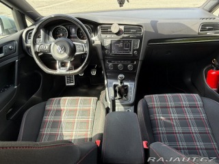 Volkswagen Golf 2,0   GTI Manuální ruční 2017