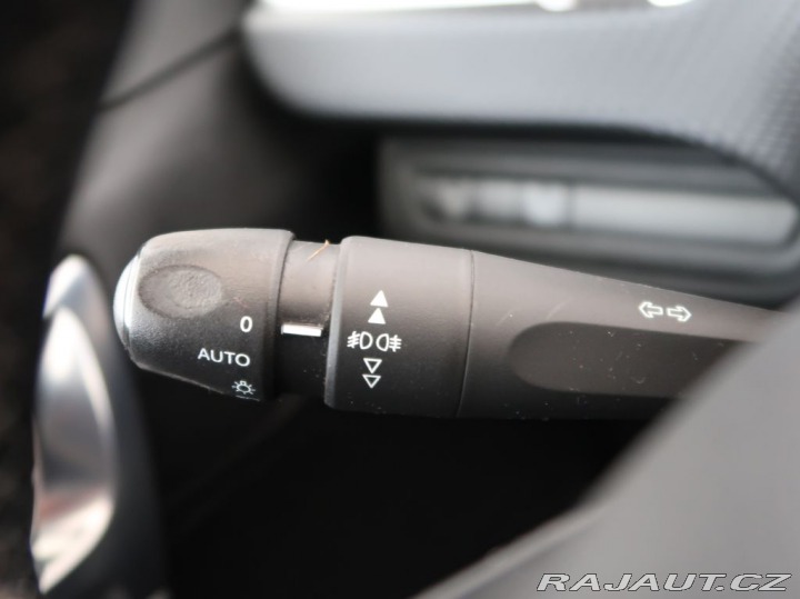 Peugeot 2008 1.2,PureTech,ALLURE,81KW, 2018