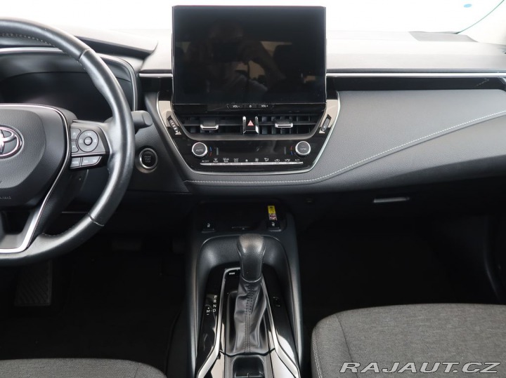 Toyota Corolla 1.5,92KW,Automat,CZ,1Maj 2024