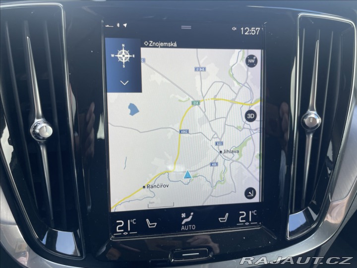 Volvo V60 2,0 D3 MOMENTUM Aut. 2018