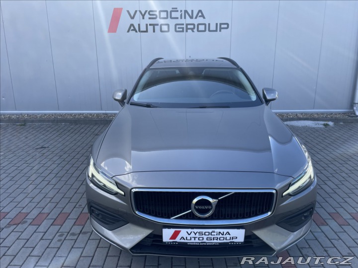 Volvo V60 2,0 D3 MOMENTUM Aut. 2018