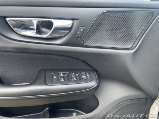 Volvo V60 2,0 D3 MOMENTUM Aut. 2018