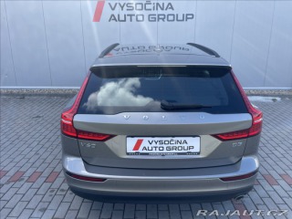 Volvo V60 2,0 D3 MOMENTUM Aut. 2018