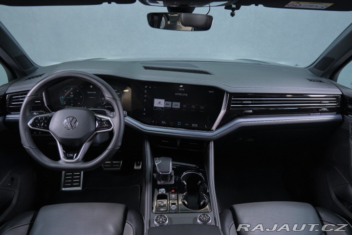 Volkswagen Touareg r line 3.0 . TDI 2023