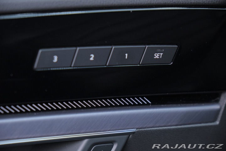 Volkswagen Touareg r line 3.0 . TDI 2023