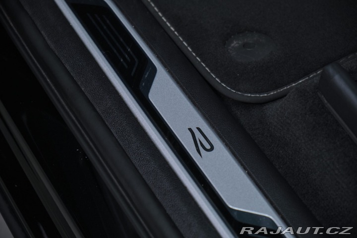 Volkswagen Touareg r line 3.0 . TDI 2023