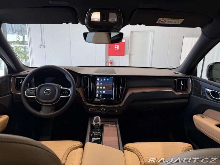 Volvo XC60 T8 AWD  ULTRA Dark 2025 2025