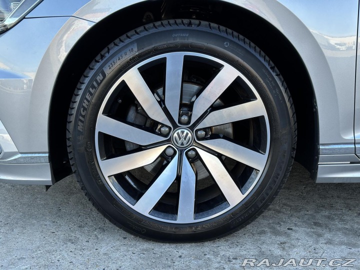 Volkswagen Passat 2.0TDi 4x4 DSG R-Line KAM 2018