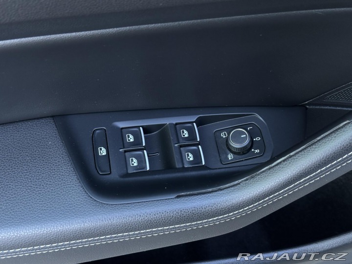 Volkswagen Passat 2.0TDi 4x4 DSG R-Line KAM 2018