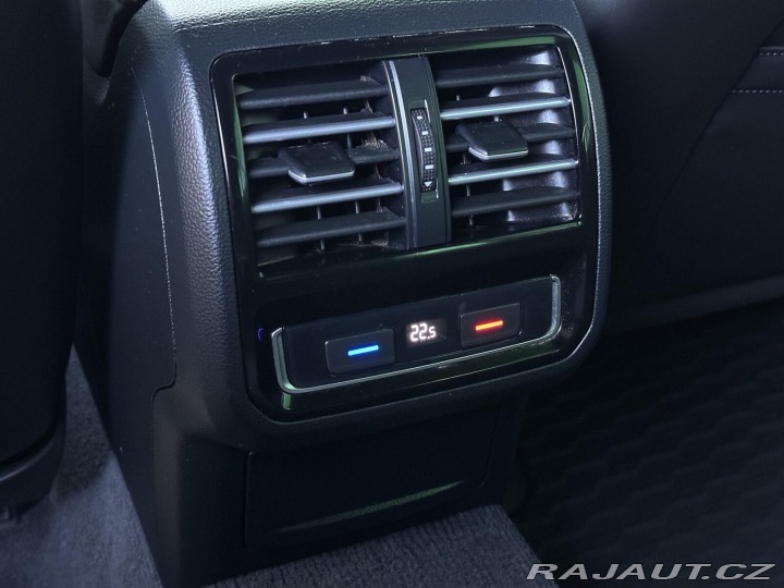 Volkswagen Passat 2.0TDi 4Motion DSG R-Line 2018