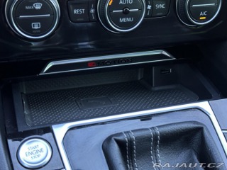 Volkswagen Passat 2.0TDi 4x4 DSG R-Line KAM 2018