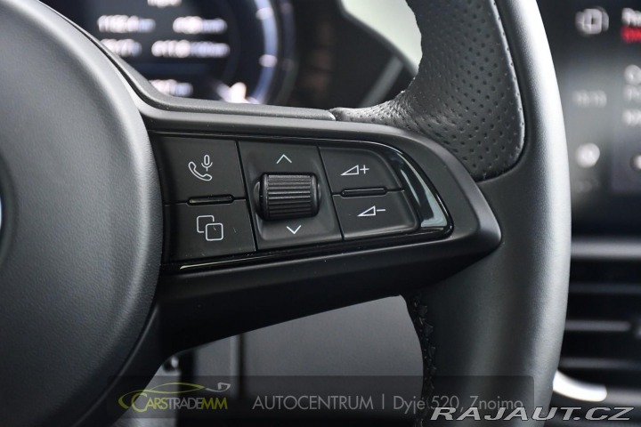 Alfa Romeo Giulia 2.0T 16V 206kW VELOCE AT8 2024