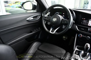 Alfa Romeo Giulia 2.0T 16V 206kW VELOCE AT8 2024