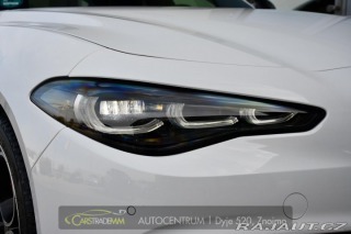 Alfa Romeo Giulia 2.0T 16V 206kW VELOCE AT8 2024