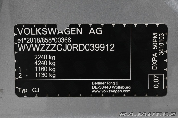 Volkswagen Passat 2,0 TDI 110kW DSG Busines 2024