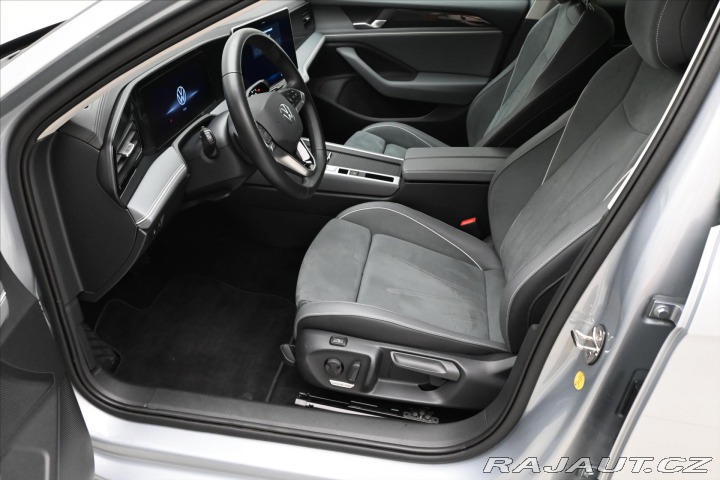 Volkswagen Passat 2,0 TDI 110kW DSG Busines 2024