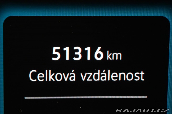 Volkswagen Passat 2,0 TDI 110kW DSG Busines 2024