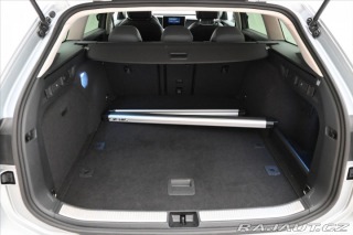 Volkswagen Passat 2,0 TDI 110kW DSG Busines 2024