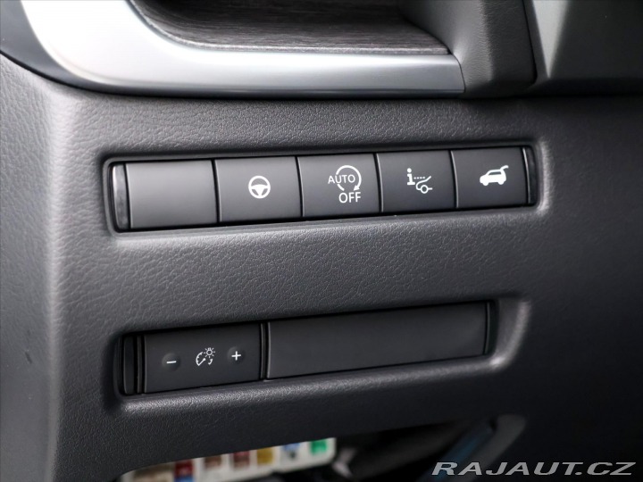 Nissan Qashqai 1,3 DIG-T 116kW Tekna 4WD 2026