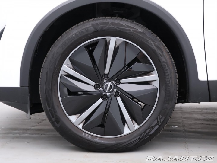 Nissan Qashqai 1,3 DIG-T 116kW Tekna 4WD 2026