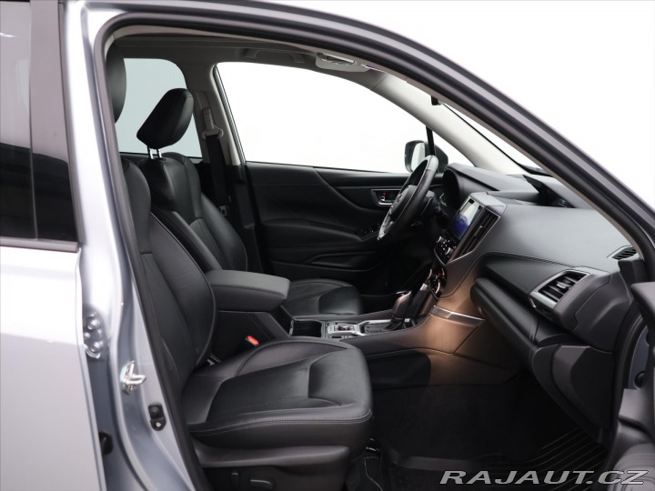 Subaru Forester 2,0 e-BOXER CVT Executive 2023