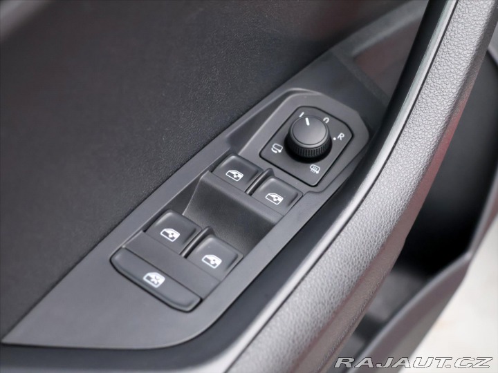 Škoda Karoq 1,5 TSI 110kW DSG Sportli 2023