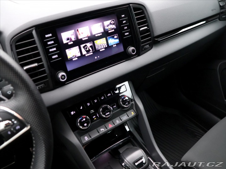 Škoda Karoq 1,5 TSI 110kW DSG Sportli 2023