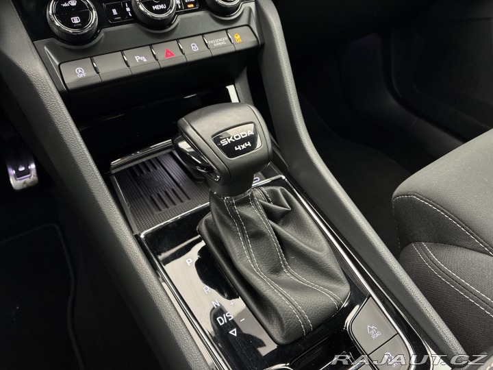 Škoda Karoq 2,0 TSI 140kW DSG 4x4 Spo 2024