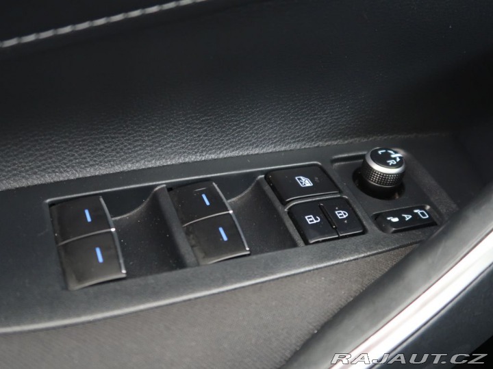 Toyota Corolla 1.8Hybrid,Comfort Tech,CZ 2021