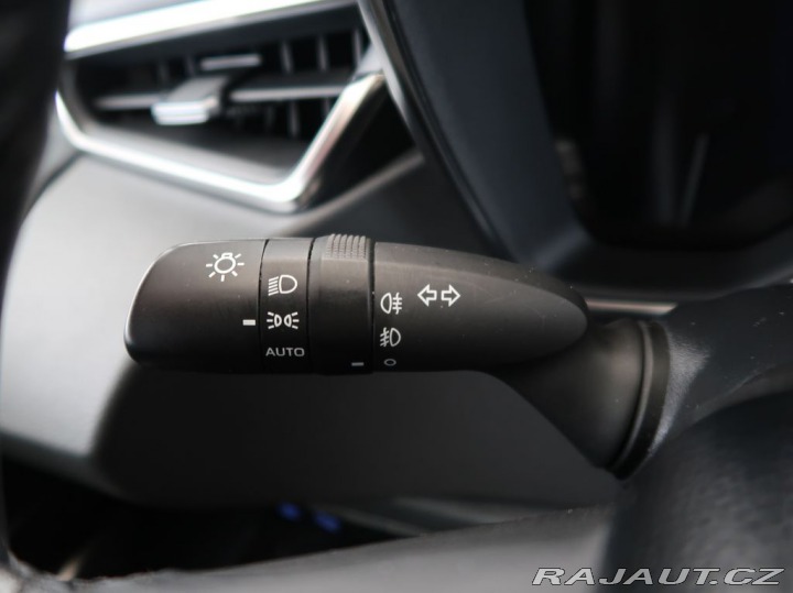 Toyota Corolla 1.8Hybrid,Comfort Tech,CZ 2021