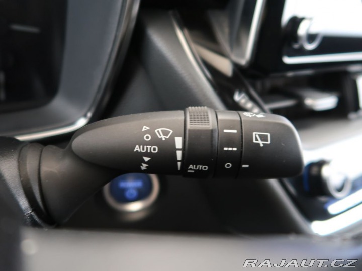 Toyota Corolla 1.8Hybrid,Comfort Tech,CZ 2021