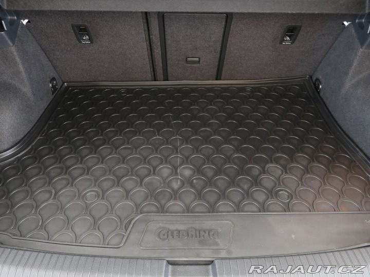Volkswagen T-Roc 1.5,TSI,110KW,Manuál,CZ,1 2018