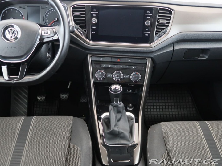 Volkswagen T-Roc 1.5,TSI,110KW,Manuál,CZ,1 2018