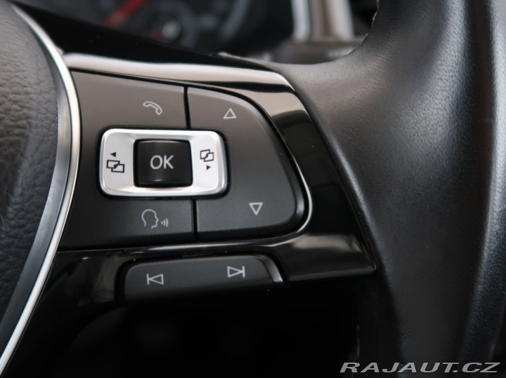 Volkswagen T-Roc 1.5,TSI,110KW,Manuál,CZ,1 2018