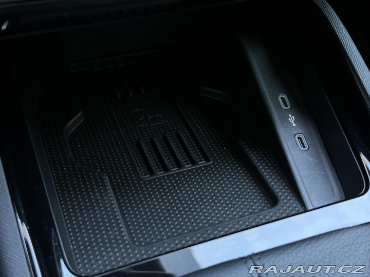 Škoda Kamiq 1.0TSi Monte Carlo 116PS 2025