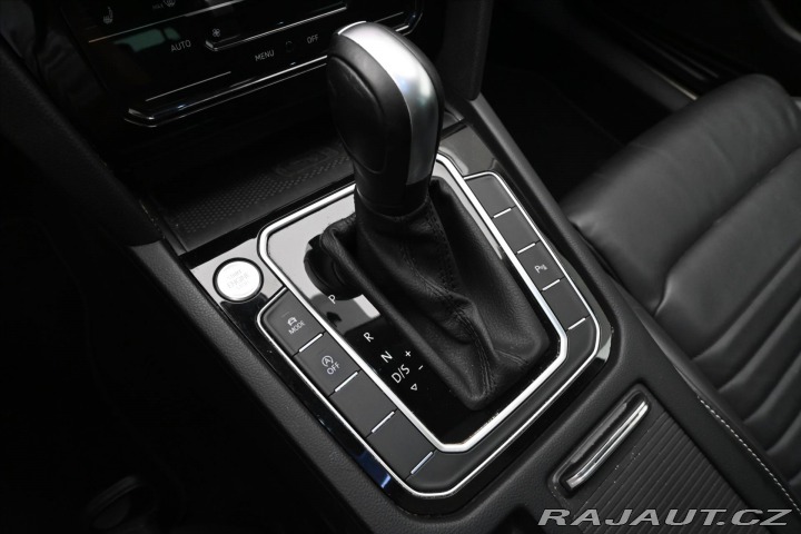 Volkswagen Passat 2,0 TDI 147kW DSG Eleganc 2022