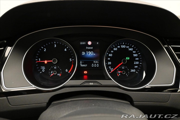 Volkswagen Passat 2,0 TDI 110kW DSG Busines 2022