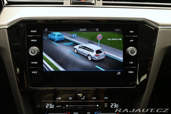 Volkswagen Passat 2,0 TDI 110kW DSG Busines 2022