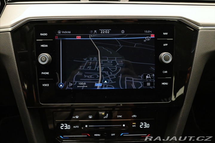 Volkswagen Passat 2,0 TDI 110kW DSG Busines 2022