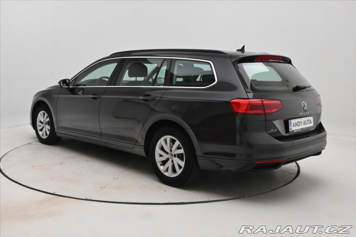 Volkswagen Passat 2,0 TDI 110kW DSG Busines 2022