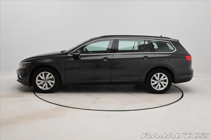 Volkswagen Passat 2,0 TDI 110kW DSG Busines 2022