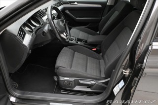 Volkswagen Passat 2,0 TDI 110kW DSG Busines 2022