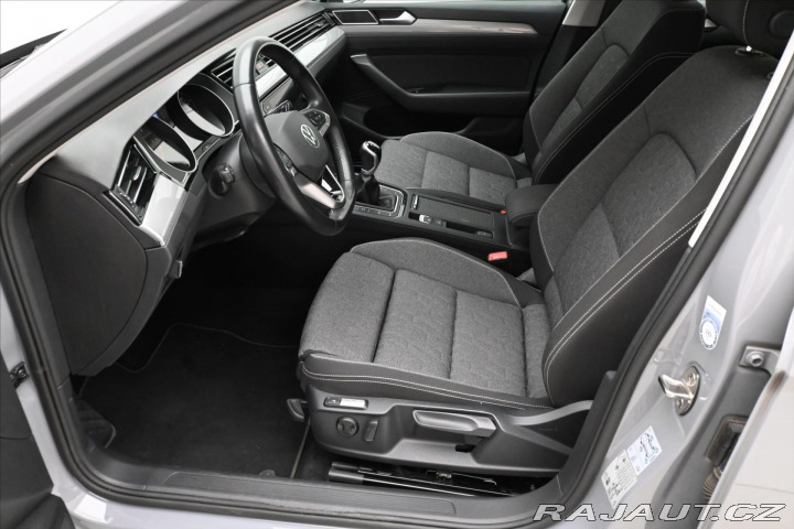 Volkswagen Passat 2,0 TDI 110kW Business Zá 2023