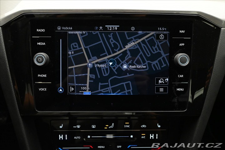 Volkswagen Passat 2,0 TDI 110kW Business Zá 2023