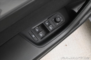 Volkswagen Passat 2,0 TDI 110kW Business Zá 2023