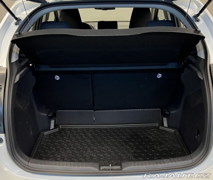 Toyota Yaris 1,5 Hybrid AT Comfort 2025