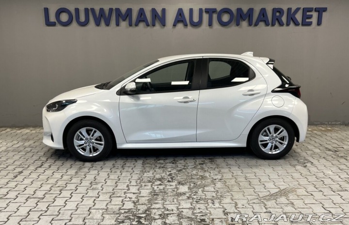 Toyota Yaris 1,5 Hybrid AT Comfort 2025