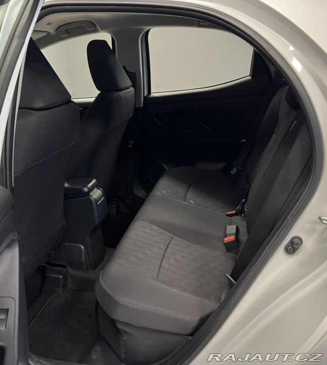Toyota Yaris 1,5 Hybrid AT Comfort 2025