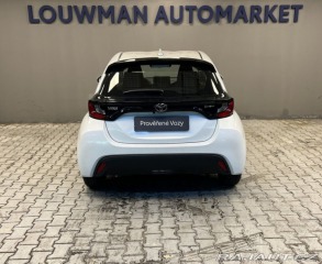 Toyota Yaris 1,5 Hybrid AT Comfort 2025
